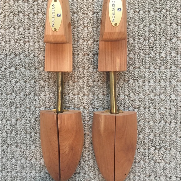 Nordstrom Cedar Shoe Trees - Picture 5 of 5